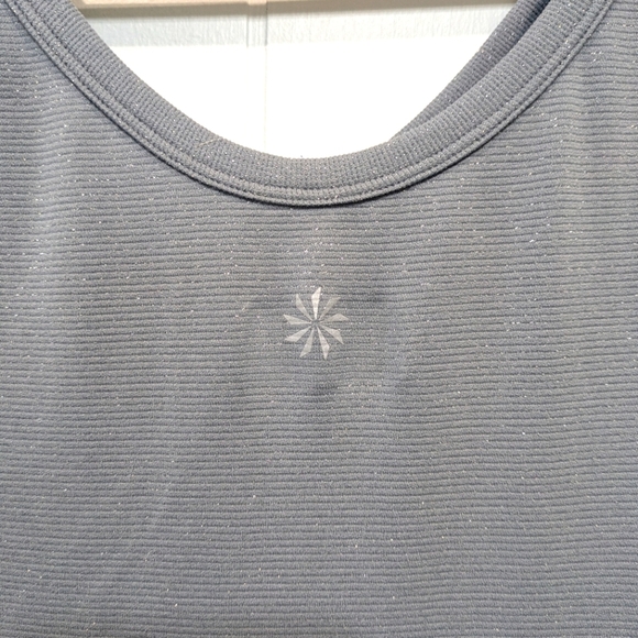 Athleta Glitter Long Sleeve Top Medium Ruching Flattering Active Performance - Picture 6 of 7